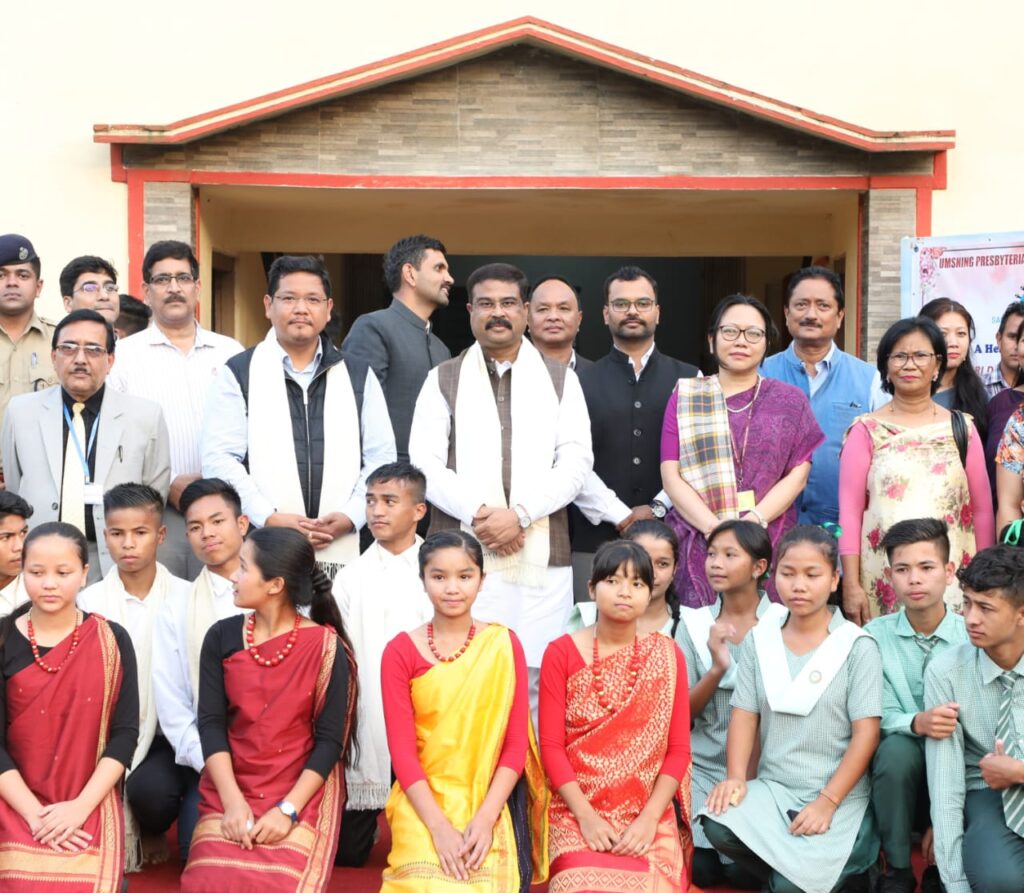 हम अपने कार्यबल को 21वीं सदी की चुनौतियों का सामना करने के लिए तैयार कर रहे हैं: धर्मेंद्र प्रधान