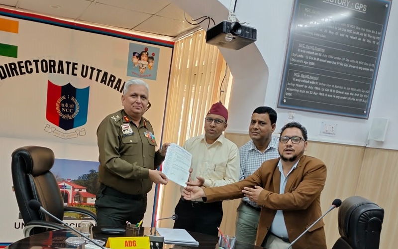 एनसीसी के विभागाध्यक्ष मे.ज. पीएस दहिया ने एनसीसी कर्मियों की समस्याओं के निराकरण को लेकर की बैठक
