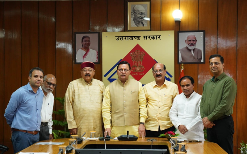 मुख्यमंत्री पुष्कर सिंह धामी ने सचिवालय में ‘‘पैच रिपोर्टिंग एप’’ का शुभारम्भ किया