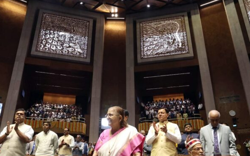 नए संसद भवन के लोकार्पण कार्यक्रम में सीएम धामी हुए शामिल