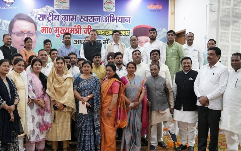 त्रिस्तरीय पंचायती व्यवस्था में ब्लॉक प्रमुख महत्वपूर्ण कड़ी – मुख्यमंत्री धामी