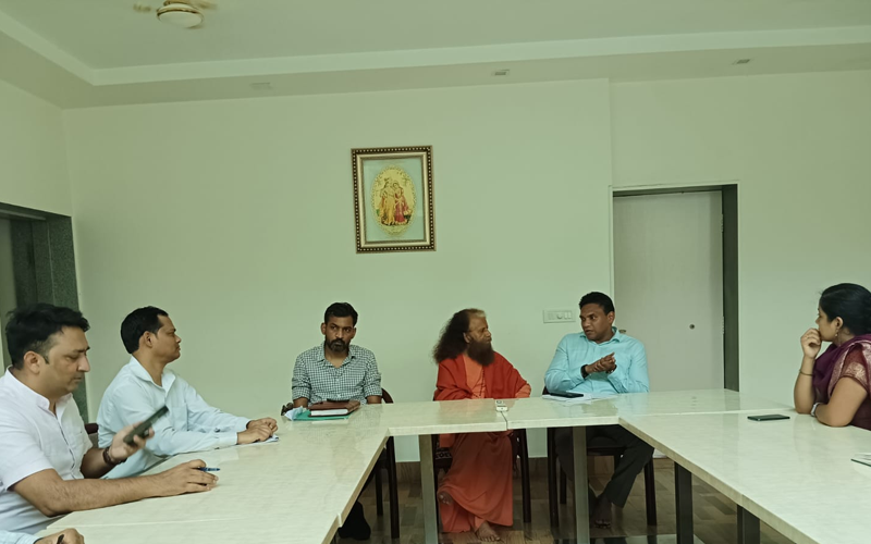 अतिथियों के गंगा आरती इवेंट को लेकर हुई समीक्षा बैठक