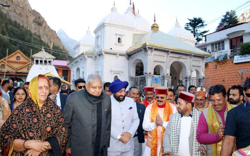 उप राष्ट्रपति जगदीप धनखड़ ने किये गंगोत्री धाम के दर्शन