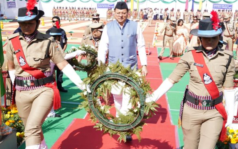 पुलिस स्मृति दिवस के अवसर पर मुख्यमंत्री धामी ने शहीद पुलिस जवानों को दी श्रद्धांजलि