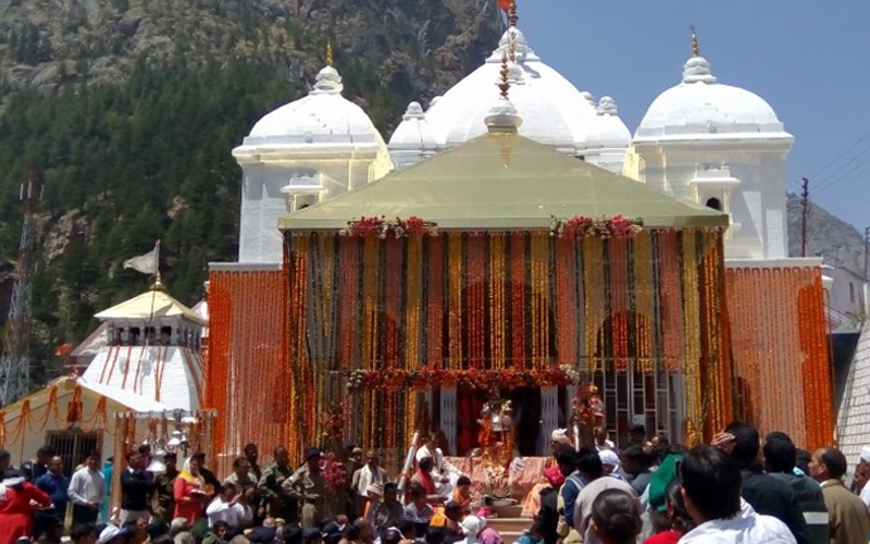 शीतकाल के लिए बंद हुए गंगोत्री धाम के कपाट