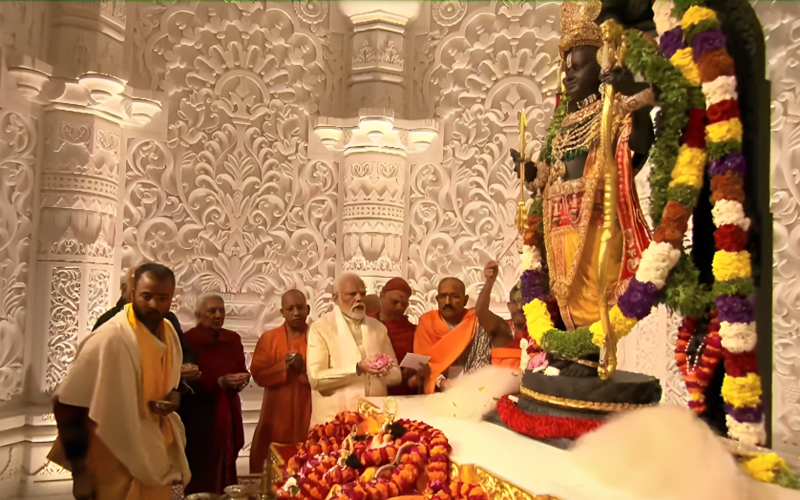 वैदिक मंत्रोच्चार के साथ हुई प्राण प्रतिष्ठा,पीएम मोदी बोले ‘आखिरकार’ हमारे राम आ गए