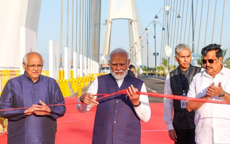 पीएम मोदी ने किया भारत के सबसे लंबे केबल पुल का उद्घाटन
