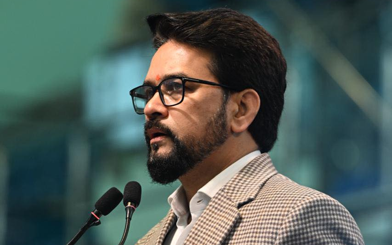 डिजिटल विज्ञापनों को लेकर जल्द ही लाएंगे नई नीति –  केंद्रीय मंत्री अनुराग ठाकुर