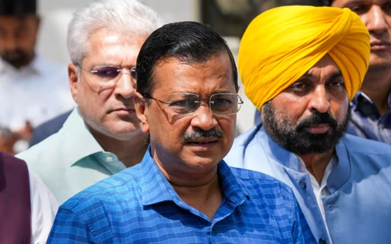 एक अप्रैल तक ईडी की हिरासत में रहेंगे केजरीवाल